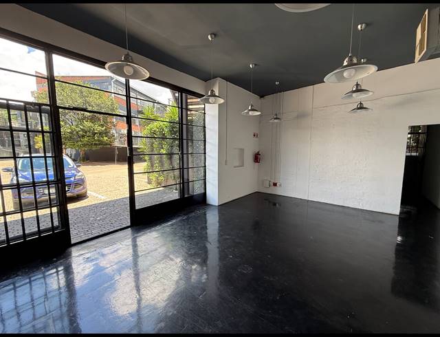 228M² OFFICE TO LET IN MILPARK
